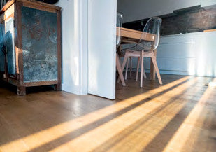 Sol vinyle Corkart Lungo – décor Honey Royal Oak (9551) – détail