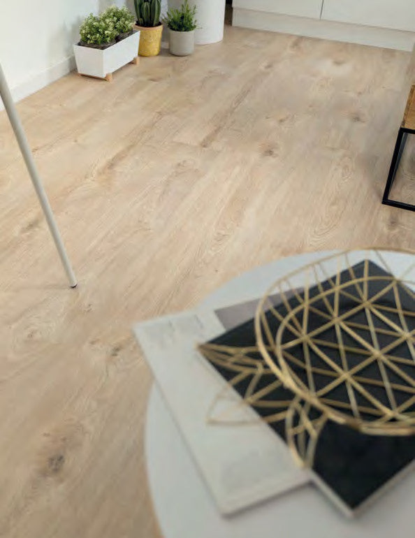 Sol vinyle Corkart Vinyl2Go! – décor Blossom Millennium Oak (9736) – détail