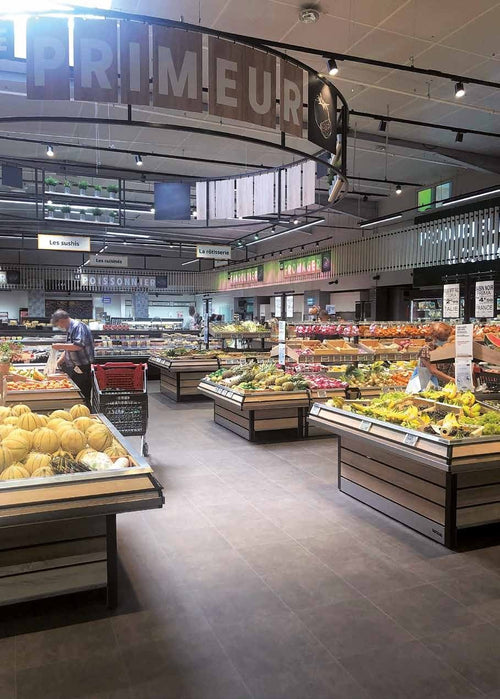 Dalle LVT R-Tile Design en supermarché